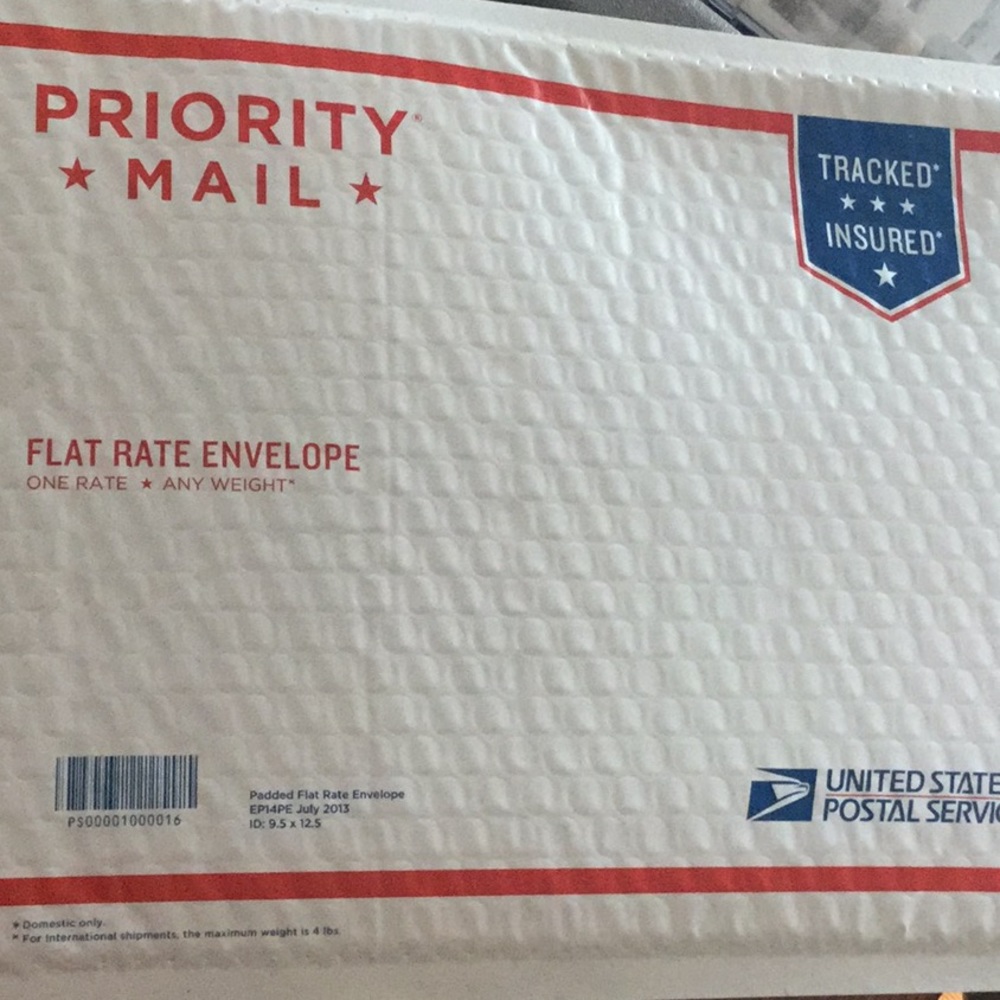 Fabulous MYSTERY box with two tops in your size!😄